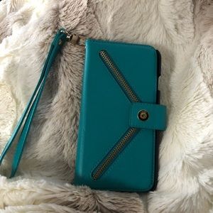 iPhone wristlet